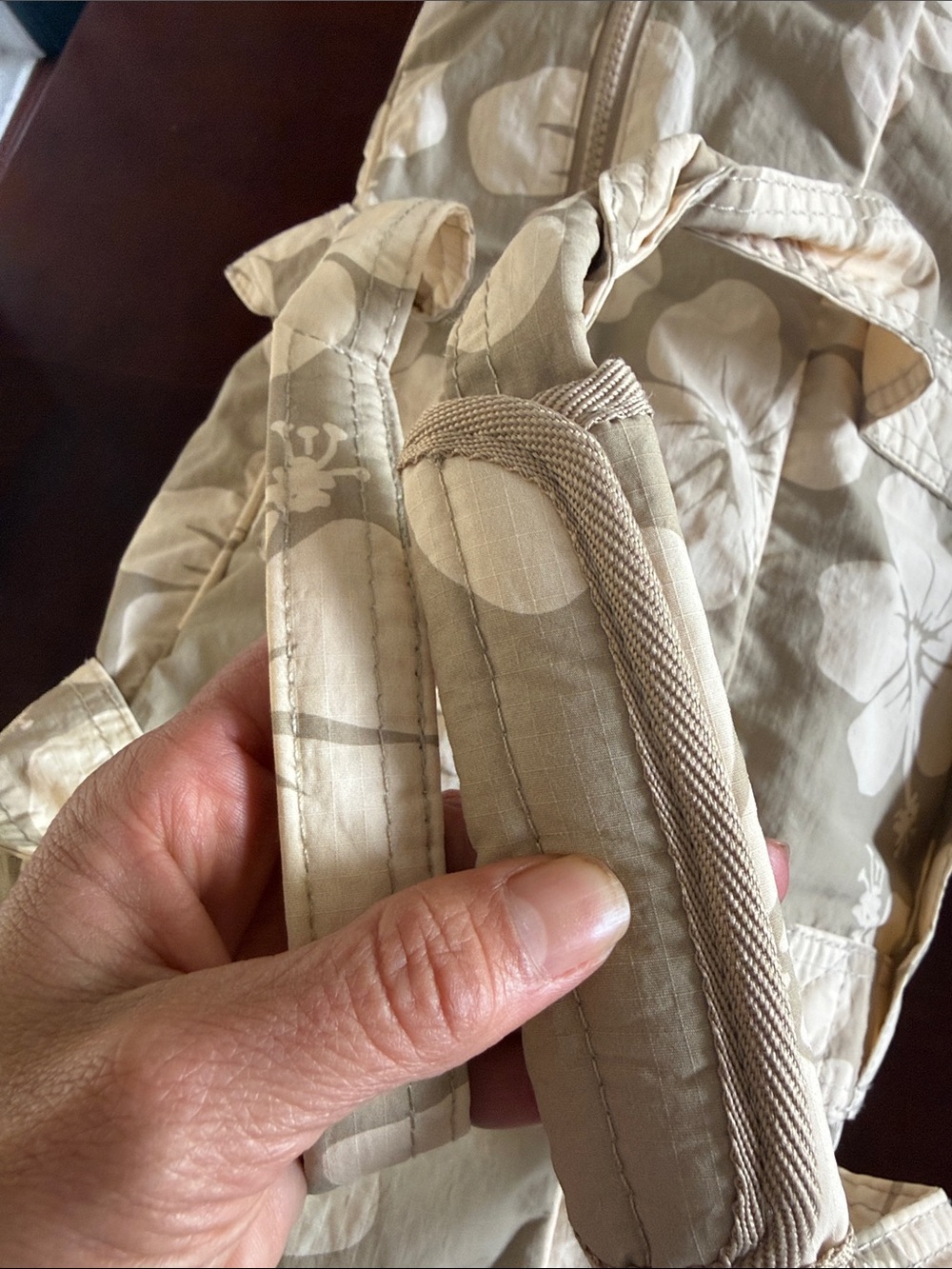 ALOHA Collection Quilted Tote in Light Beige Floral - Picture 9 of 12